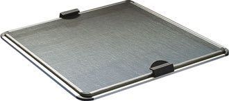 Gebo flush myggenet til skylight luger, måler 510x510mm, monteret på båd.