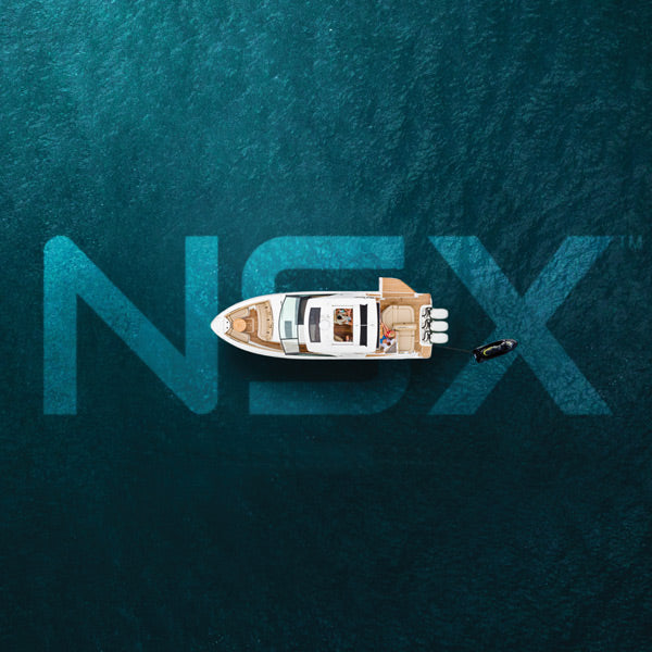 Frontvisning af Simrad NSX3015UW med transducer tilbehør