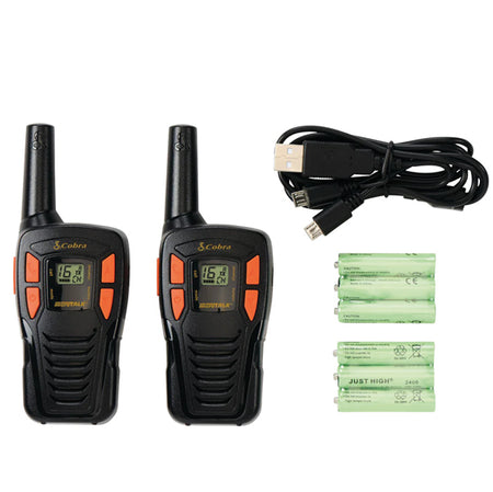 Cobra AM255 PMR radio i sort, set fra forsiden med skærm og knapper synlige.