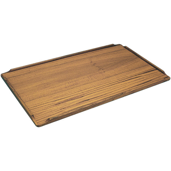 Roca teak bordplade monteret på en båd med fokus på detaljerne.