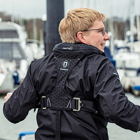 Bagview af SeaTec Crewsaver Crewfit Plus 180N Pro vest med justerbare stropper