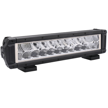 Totron LED dækslys monteret på båd, der viser opvarmet lense.
