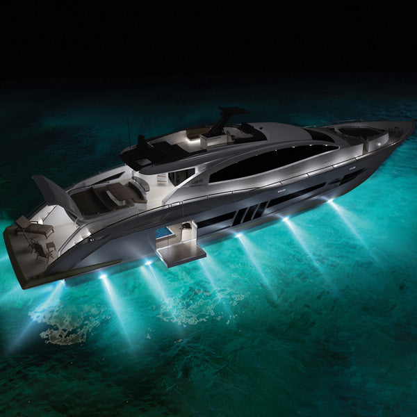 SeaTec undervandslys set fra siden, klare blå lysstråler