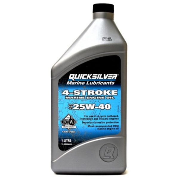Quicksilver 25W-40 motorolie i 1 liters flaskerede til bådbrugs.