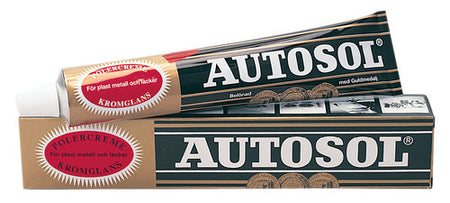 Autosol polermiddel i 75 ml tube med skinnende overflade.
