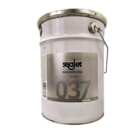 Frontvinkel af SeaJet 037 bundmaling, klar til påføring på båd