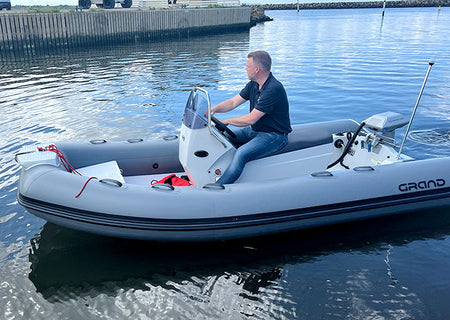 Set forfra af Epropulsion Navy 6.0 EVO el-motor
