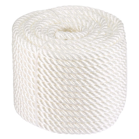 Fortøjningstov i Ø14 mm, vist i brug ved fortøjning af båd.